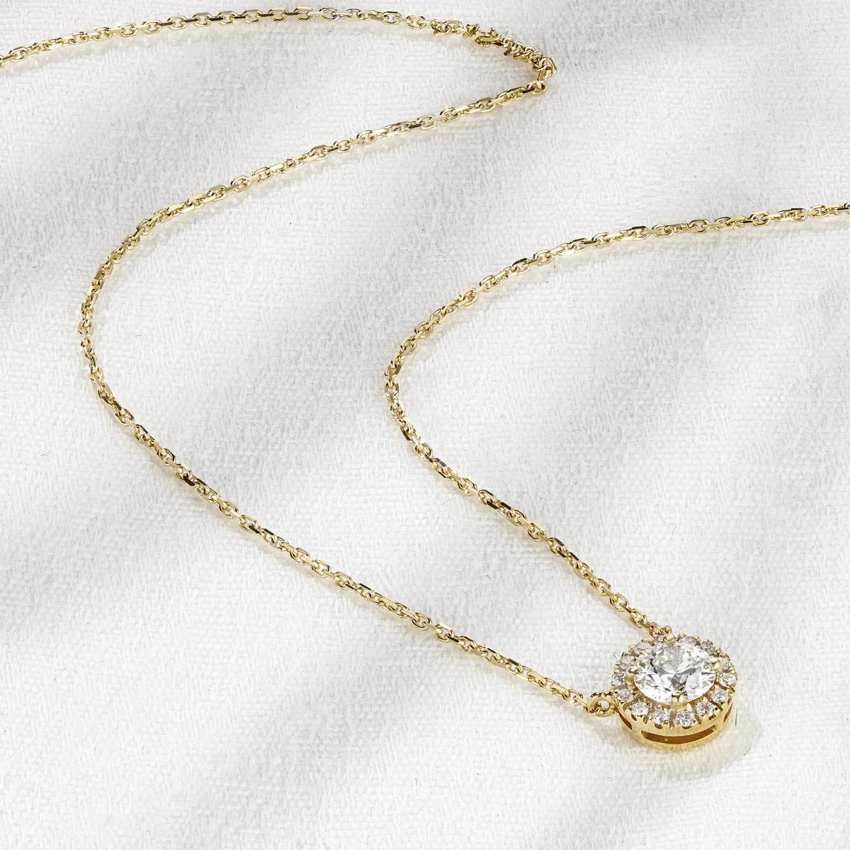Lumia Lab Diamond Halo Necklace 0.70ct F/VS in 9K Gold - Image 7