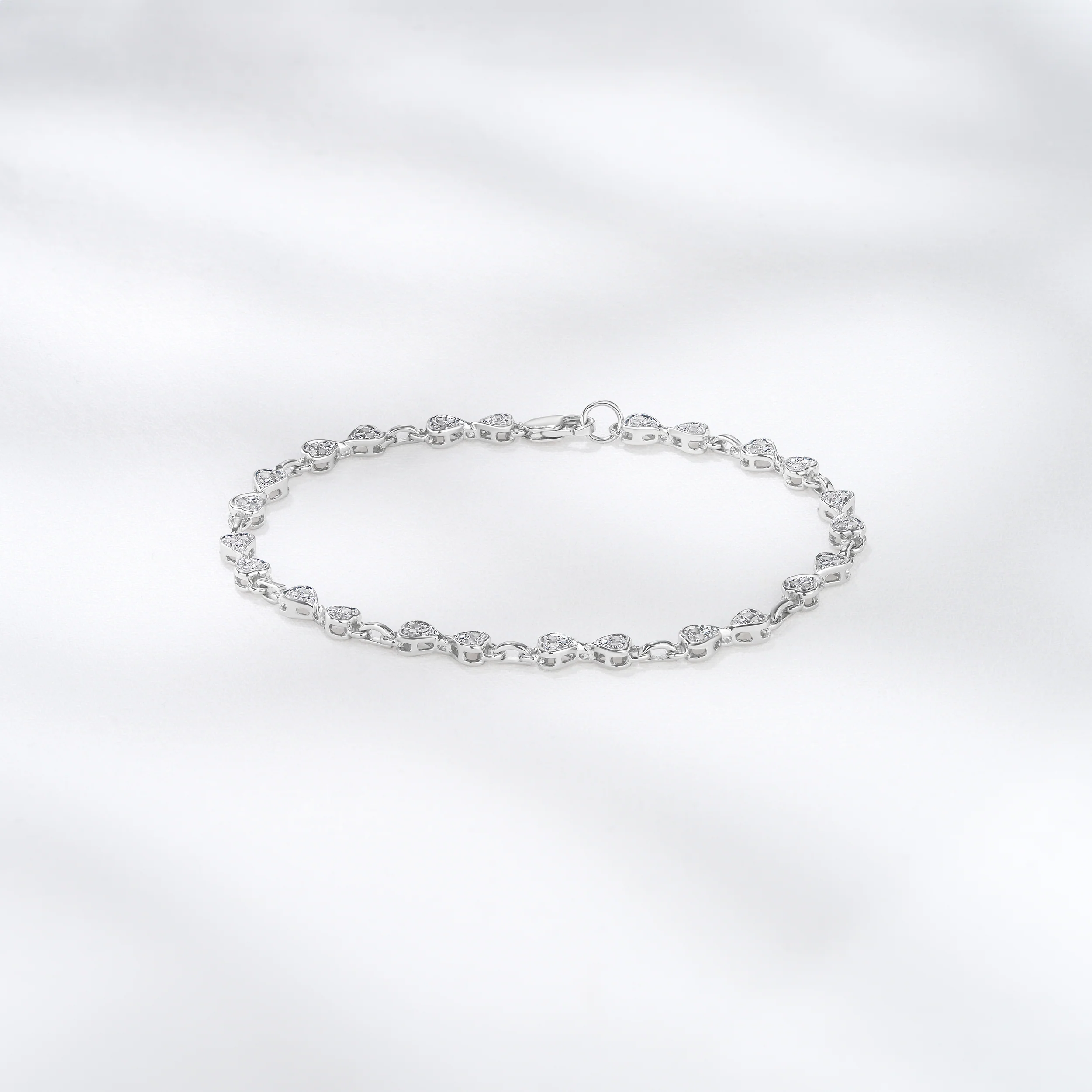 0.25ct Diamond Heart Bracelet Set In Silver - Image 4