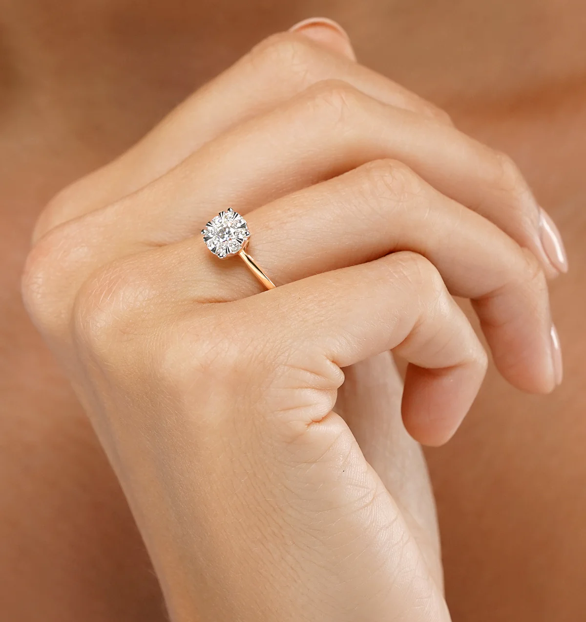 0.50ct Lab Diamond Cluster Solitaire Ring H/Si in 9K Gold - Image 3