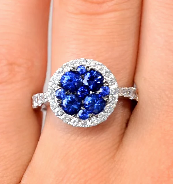 0.84ct Diamond 1.60ct Sapphire and 18K White Gold Circles Ring - Image 2