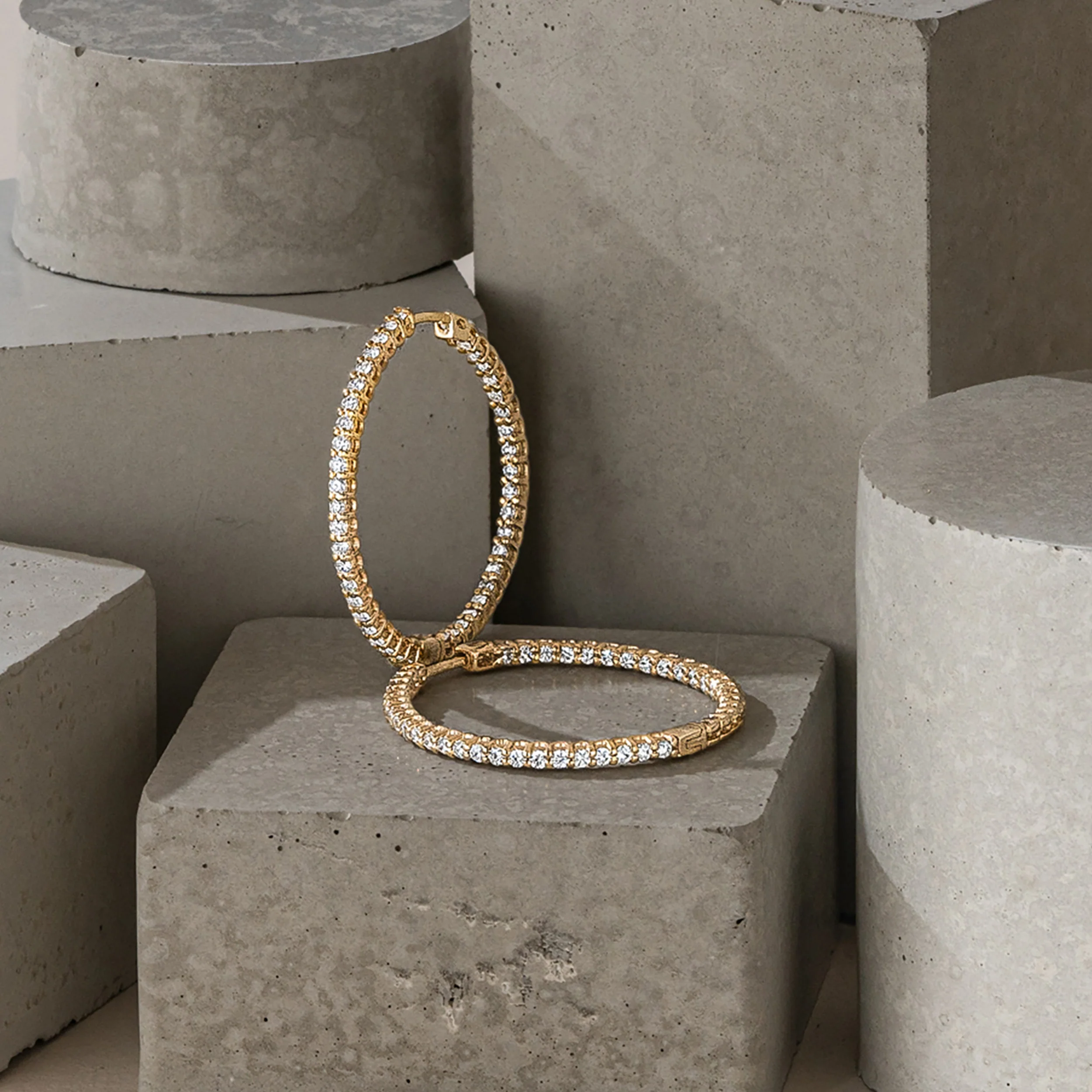 1.00ct Lab Diamond Hoop Earrings in 9K Yellow Gold G/VS - Image 6