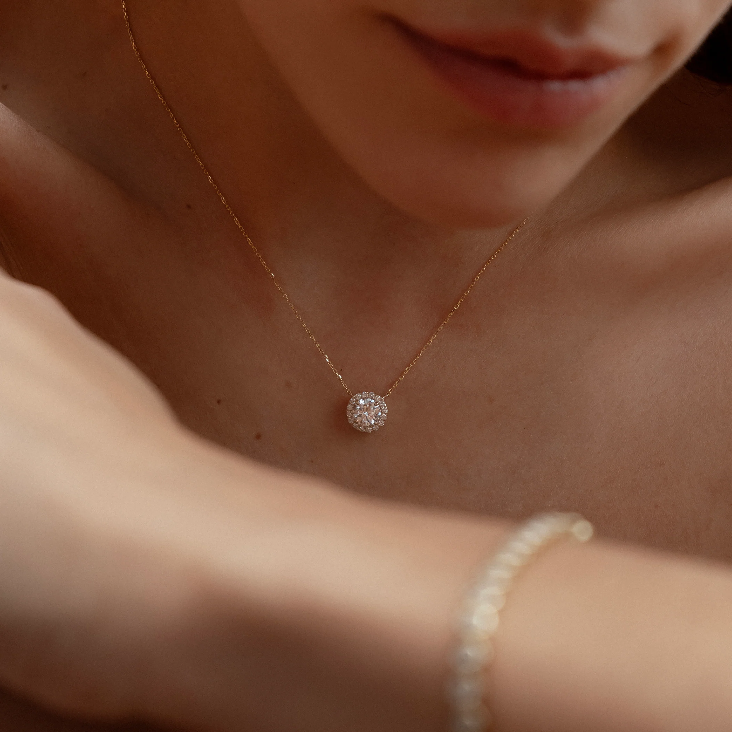 Lumia Lab Diamond Halo Necklace 1.30ct F/VS in 9K Gold - Image 6