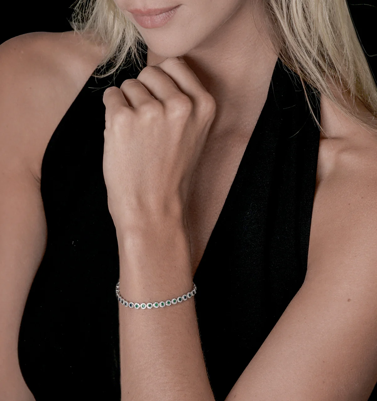 1.11ct Emerald and 1ct Diamond Stellato Bracelet in 9K White Gold - Image 2