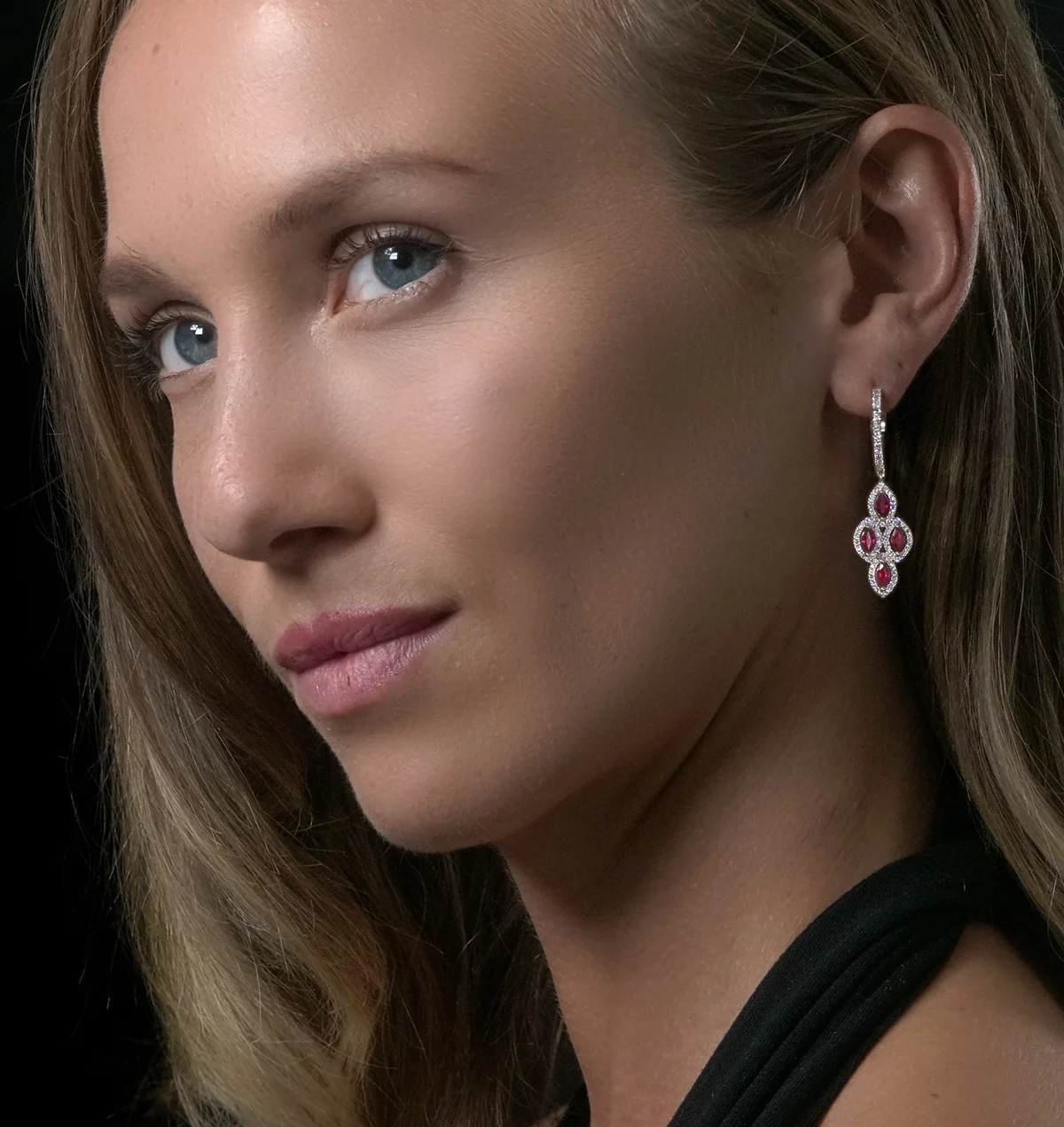 1.40ct Ruby Asteria Collection Diamond Drop Earrings 18K White Gold - Image 3