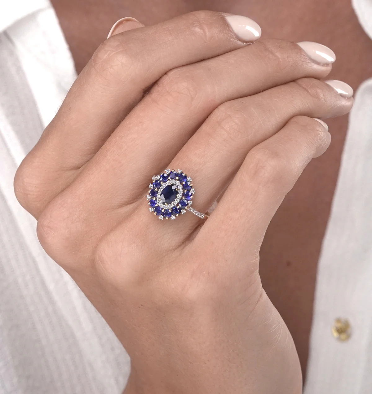 1.55ct Sapphire Asteria Collection Diamond Halo Ring in 18K Gold - Image 3