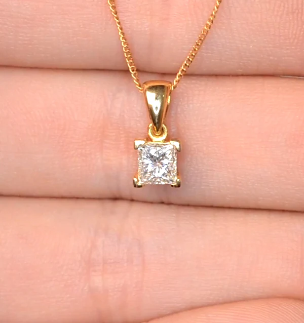 18K Gold Princess Cut Diamond Pendant Necklace 0.50CT G/VS - Image 3