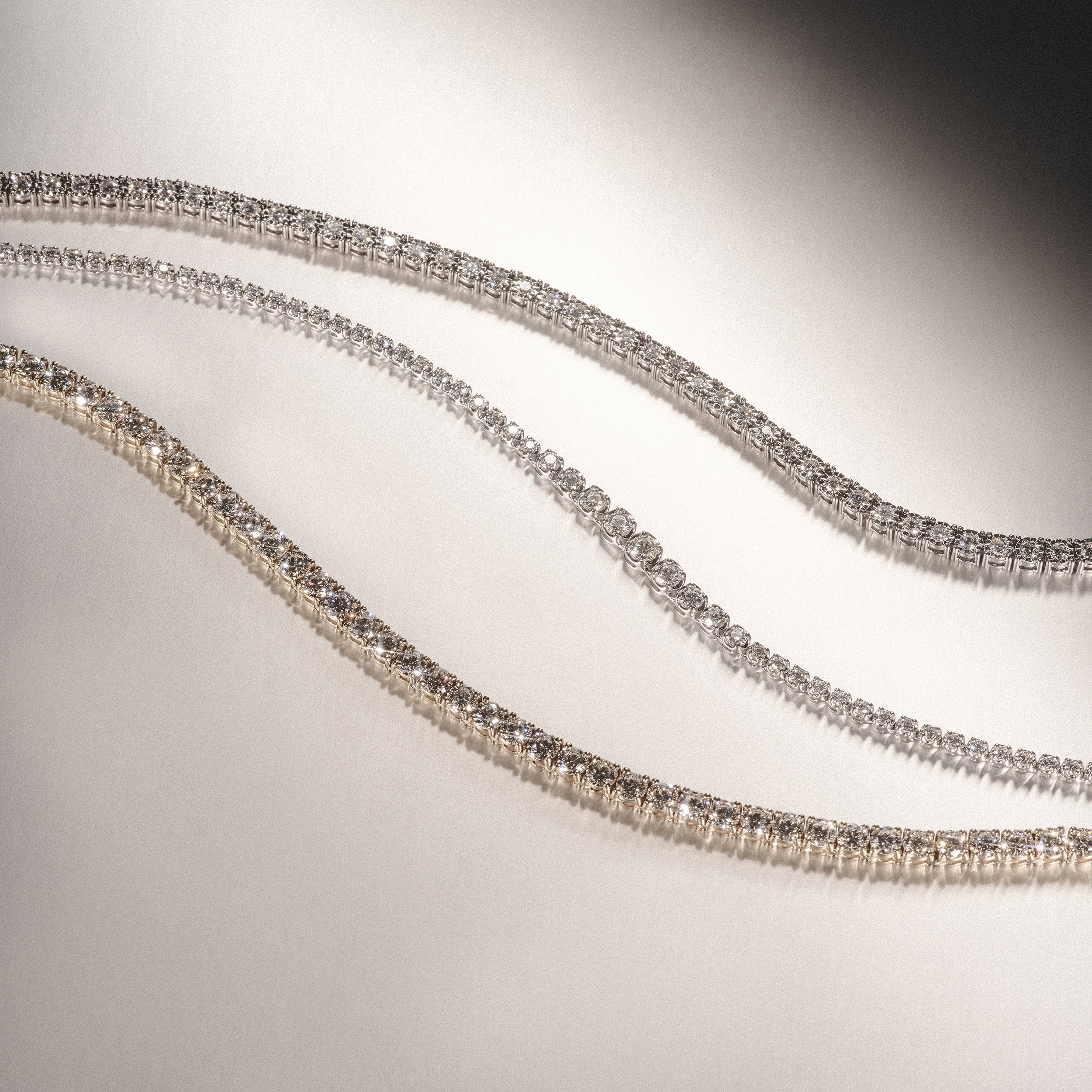 2ct Diamond Tennis Bracelet Claw Set in 9K White Gold - Image 6