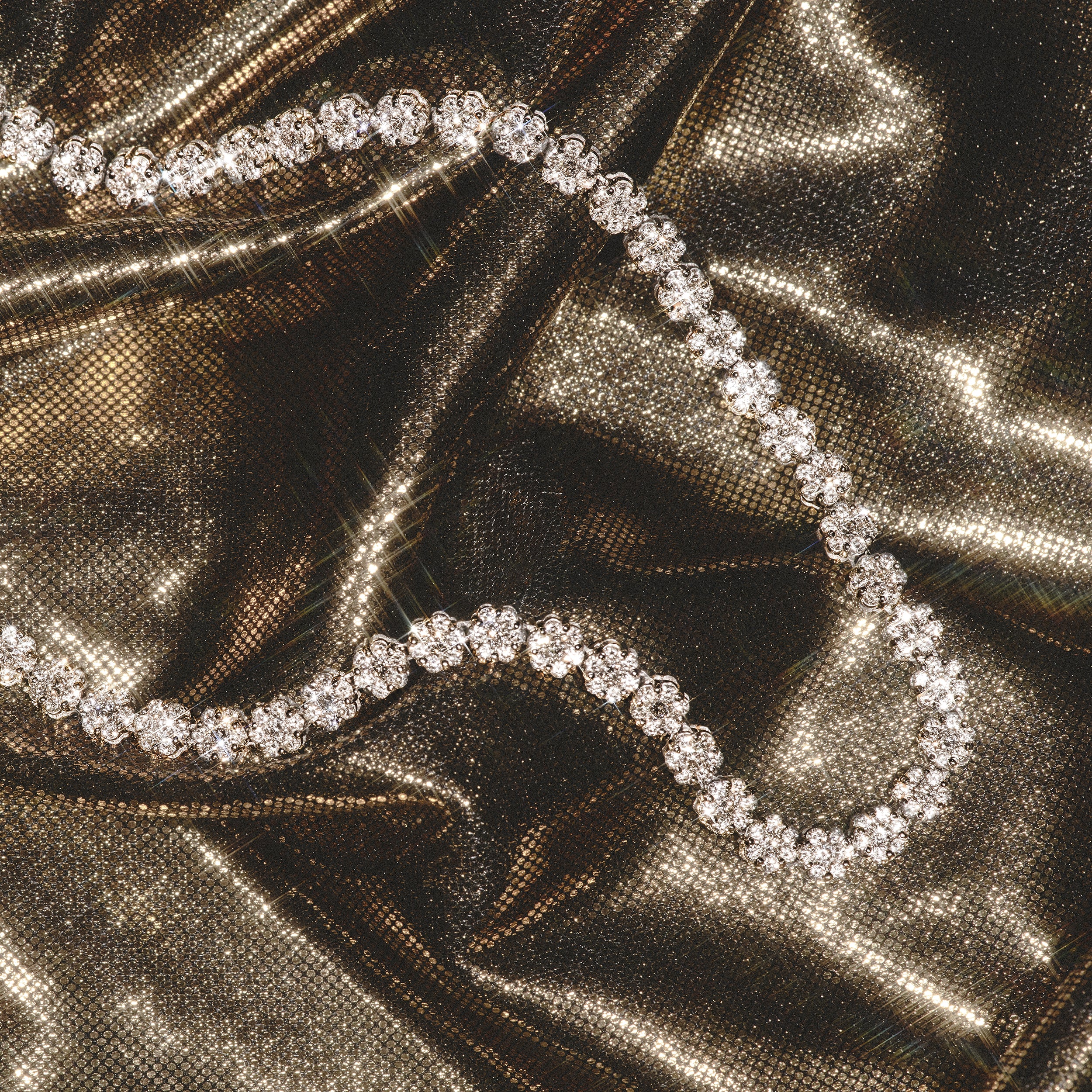 7.00ct Lab Diamond Cluster Tennis Necklace in 9K White Gold H/SI - Image 3