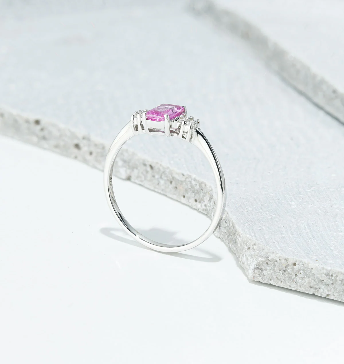 9K White Gold Diamond Pink Sapphire Ring 0.06ct - Image 6
