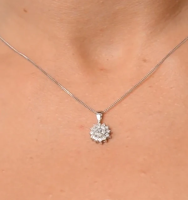 9K White Gold Pendant Necklace With 0.25ct Diamonds - Image 3