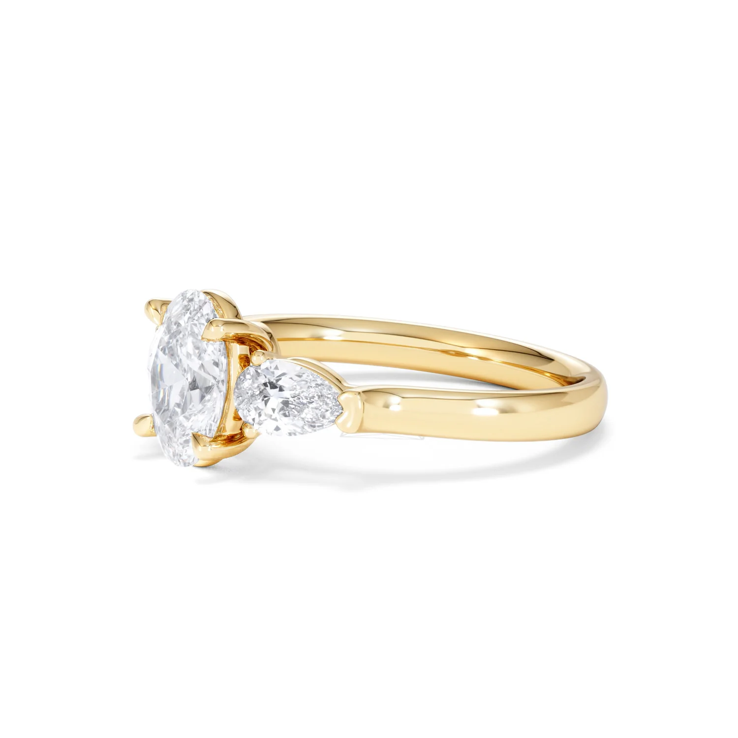 Adore 1.50ct Oval Cut Lab Diamond 3 Stone Engagement Ring in 18K Yellow Gold - Image 77