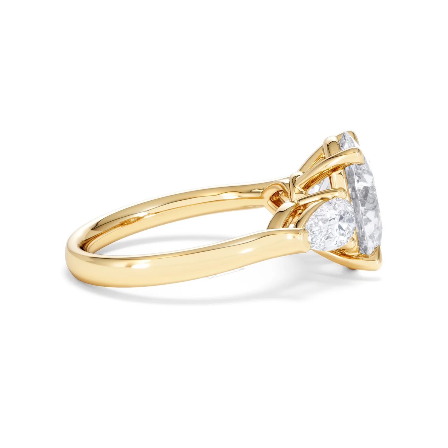 Adore 3.80ct Oval Cut Lab Diamond 3 Stone Engagement Ring in 18K Yellow Gold - Image 27
