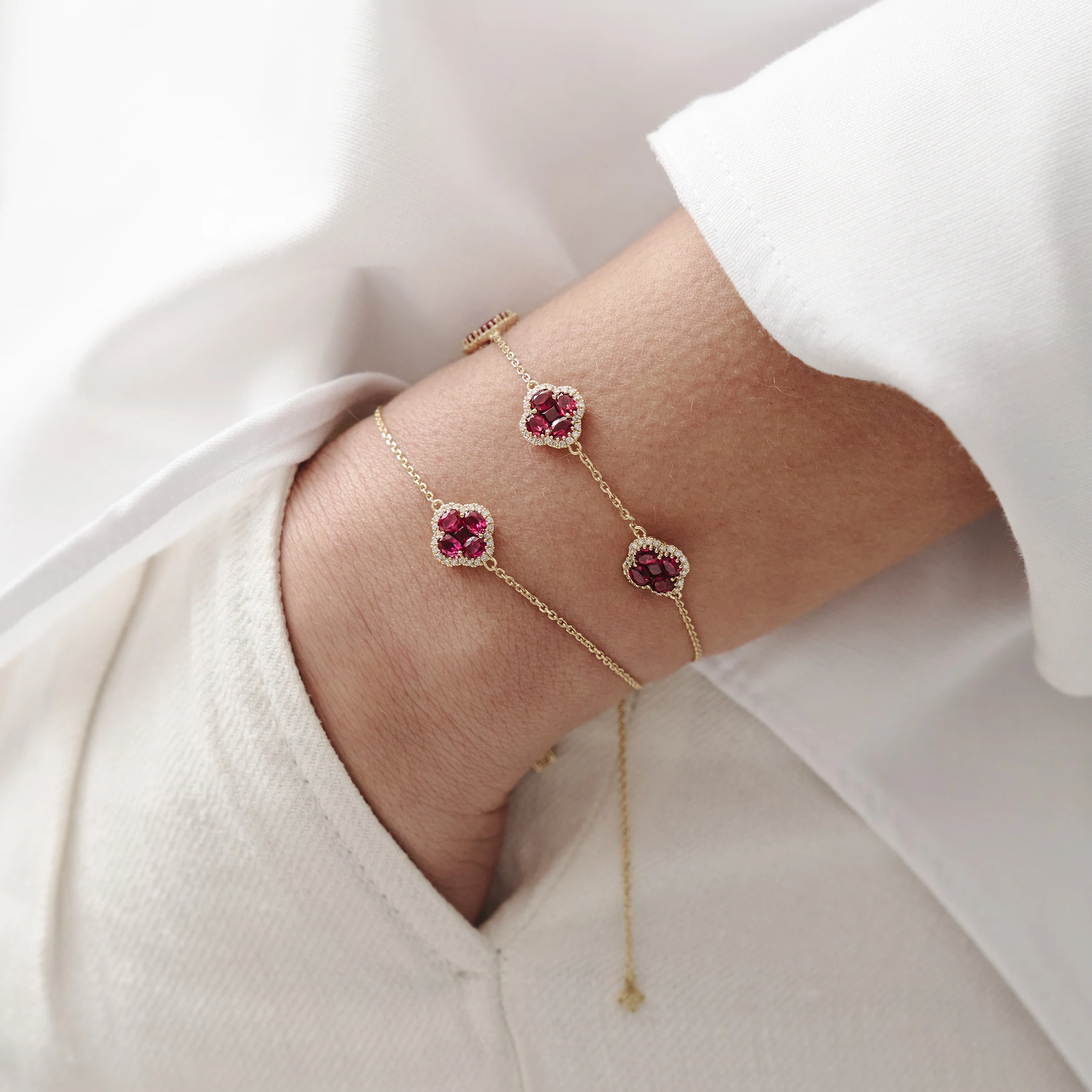 Alegria 3 Clover Lab Ruby Bracelet 2.70ct in 18k Gold Vermeil - Image 4