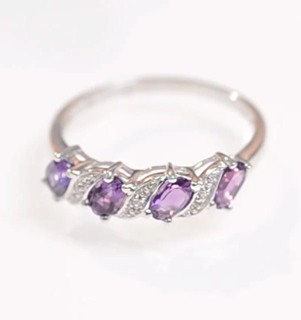 Amethyst 0.74ct And Diamond 9K White Gold Ring - Image 3