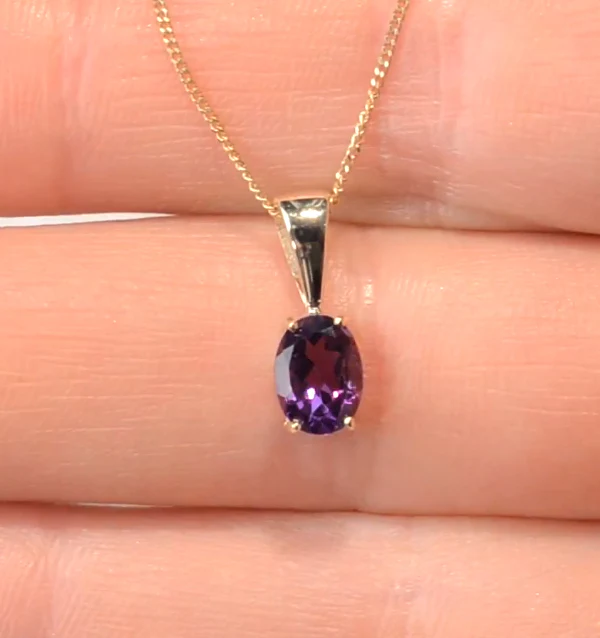 Amethyst 7 x 5mm 9K Yellow Gold Pendant Necklace - Image 2