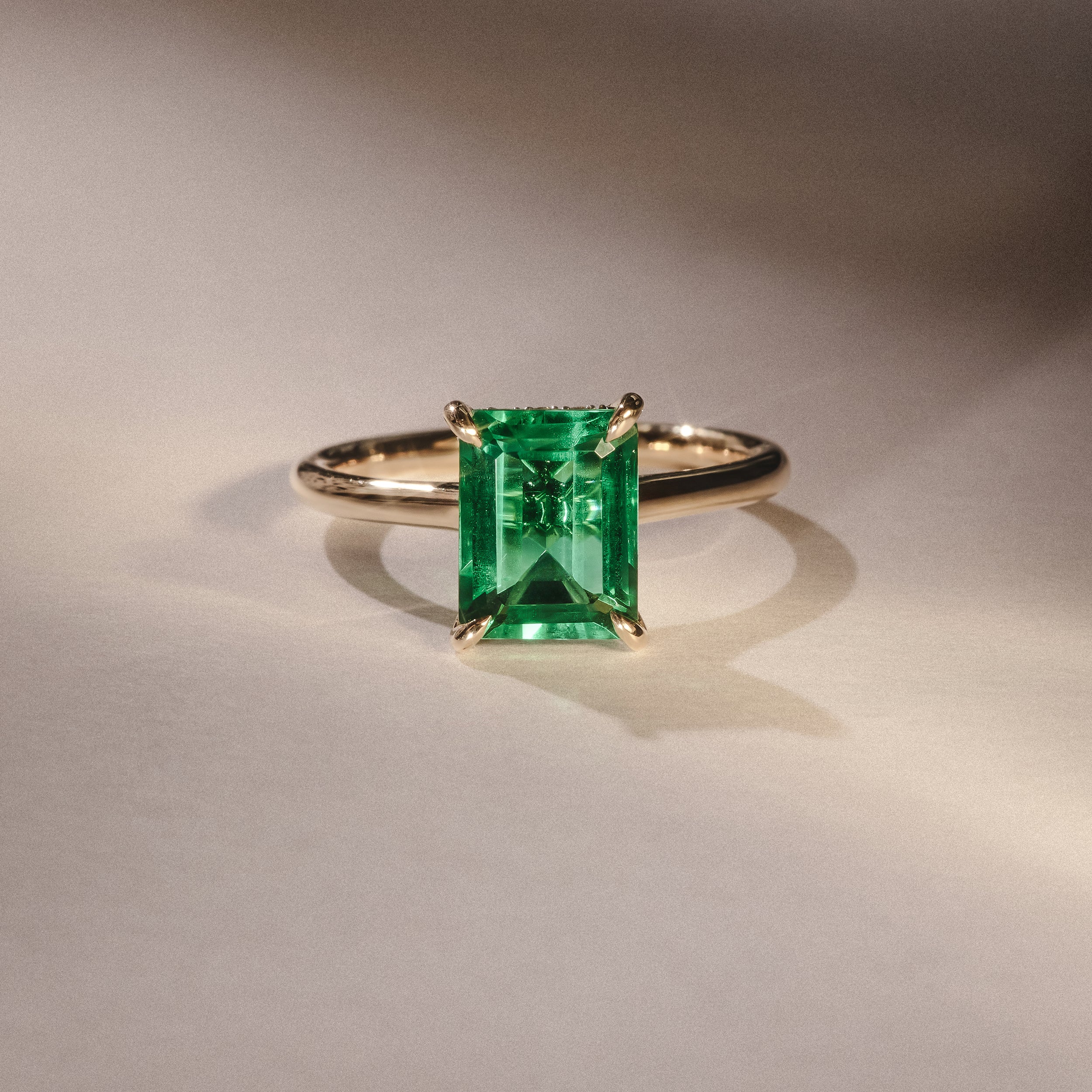 Amora Gem 2.00ct Emerald Cut Lab Emerald Hidden Halo Engagement Ring in 18K Yellow Gold - Image 6