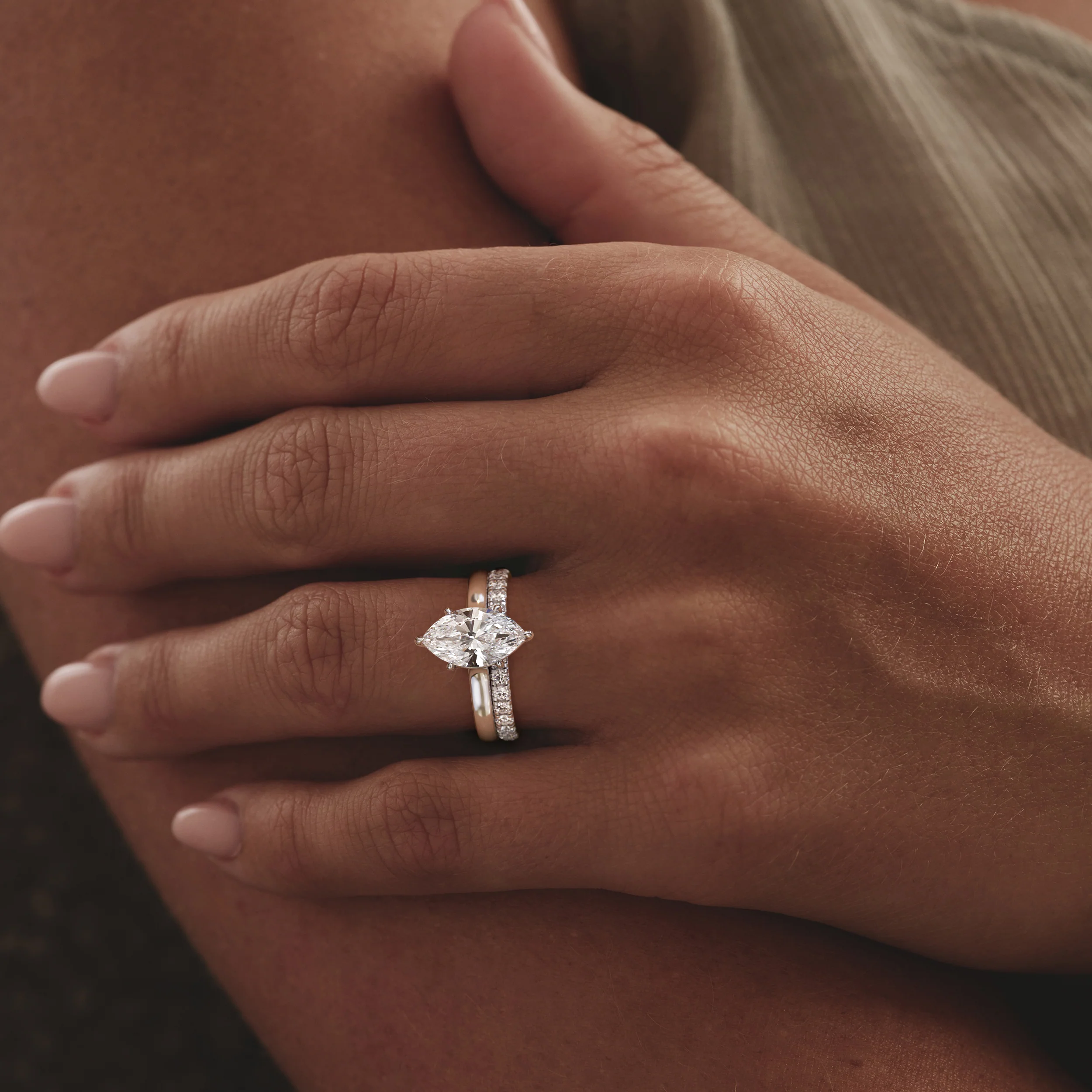 Amora Marquise 2.00ct Lab Diamond Engagement Ring F/VS Set in Platinum - Image 2