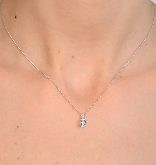 Aquamarine 0.34CT And Diamond 9K White Gold Pendant Necklace - Image 3