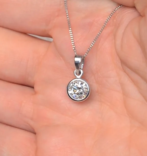 Certified Lab Diamond 1.00CT Emily Platinum Pendant Necklace F/VS - Image 4