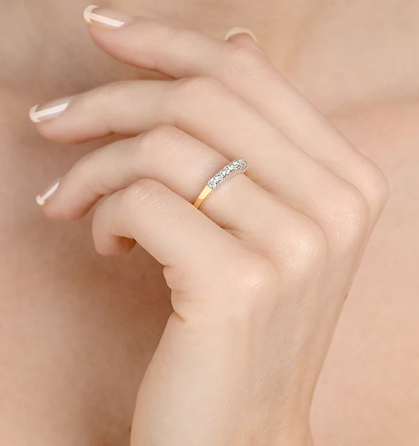 Chloe 18K Gold 7 Stone Diamond Eternity Ring 0.30CT H/SI - Image 4