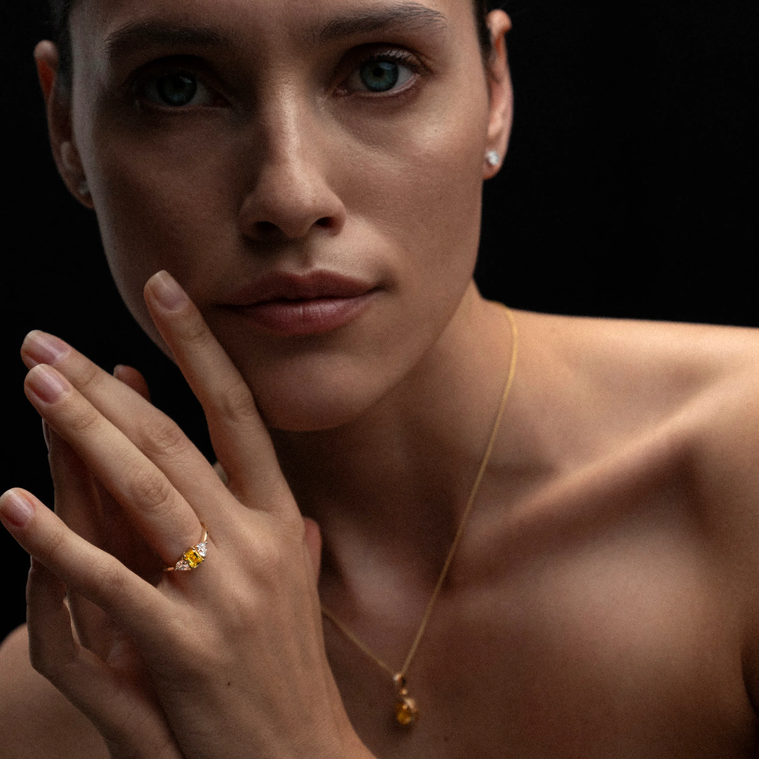 Dalia Yellow Lab Diamond Oval with Trillions 1.70ct Ring in 18K White Gold - Elara Collection - Image 2