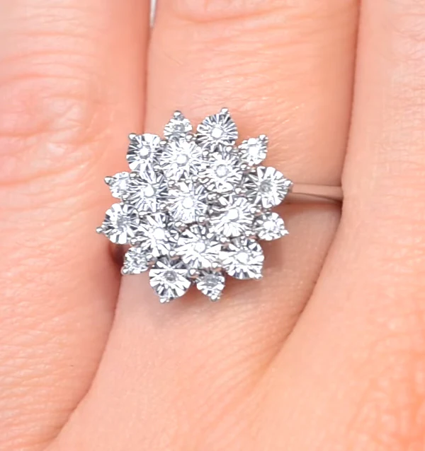 Diamond 0.10ct 9K White Gold Large Cluster Ring SIZE H - Image 4