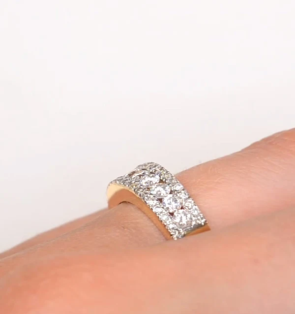 Diamond 1.00ct And 18K Gold Half Eternity Ring - N4495 - Image 3