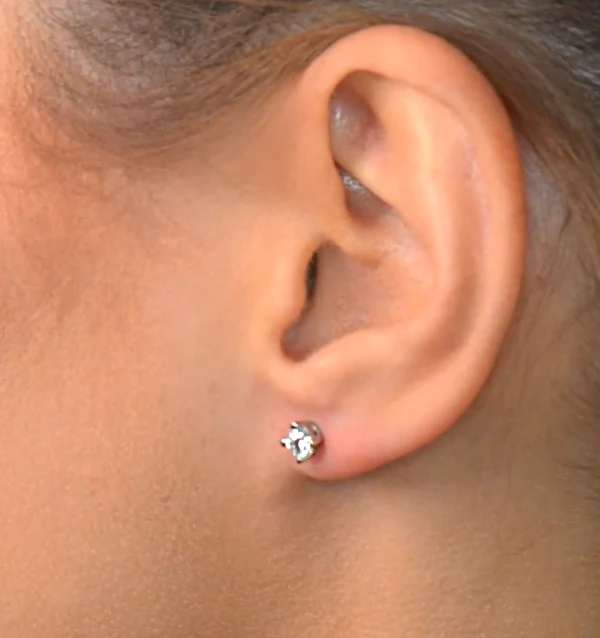 Diamond Earrings 0.50CT Studs H/SI Quality in 18K White Gold - 4.1mm - Image 4