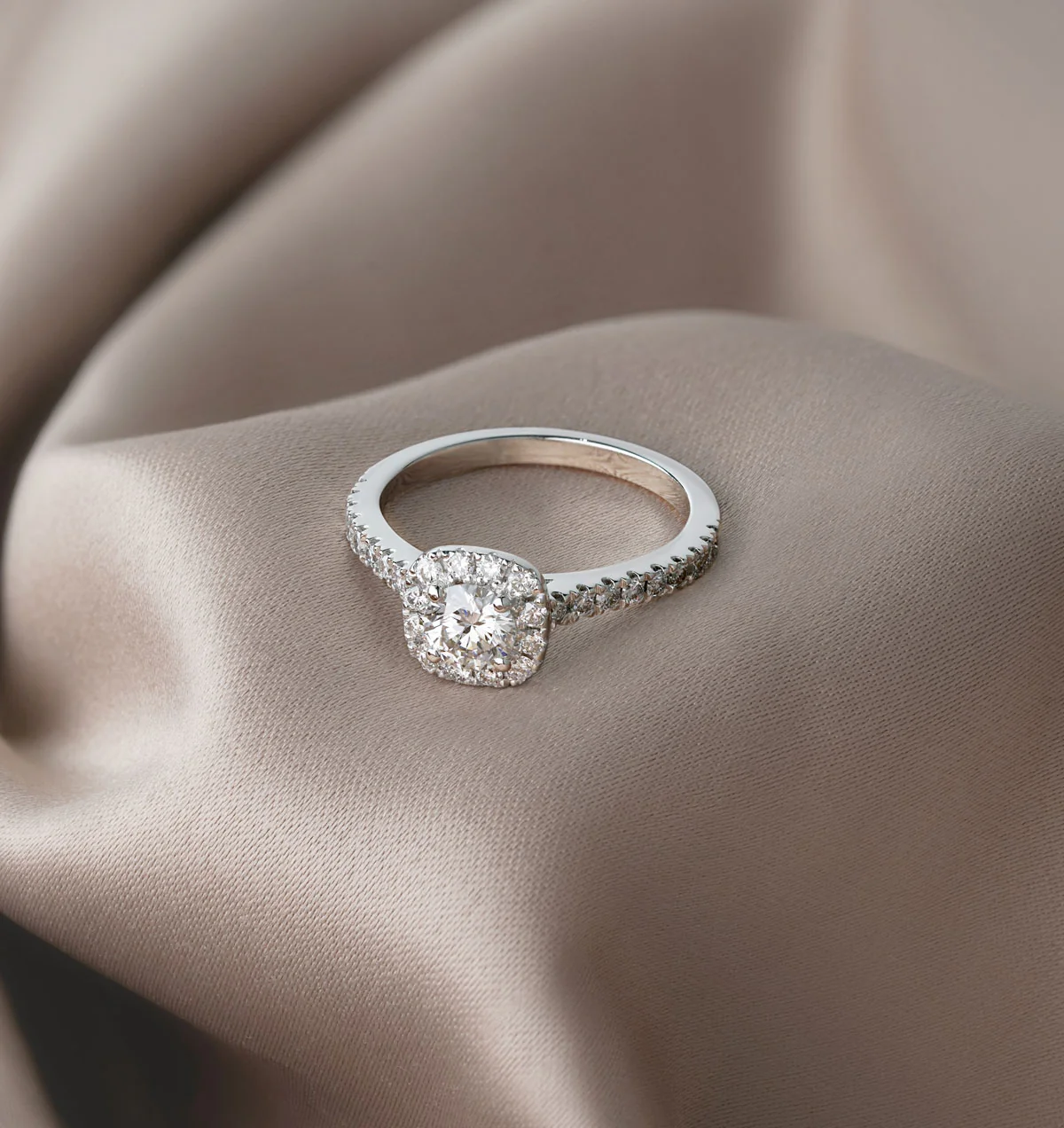 Elizabeth Diamond Halo Engagement Ring in Platinum 1.00ct G/SI2 - Image 5