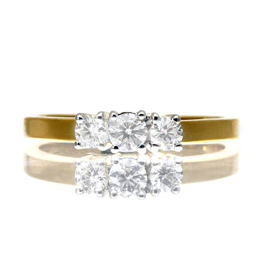 Ellie 18K Gold 3 Stone Diamond Ring 1.00CT H/SI - Image 3
