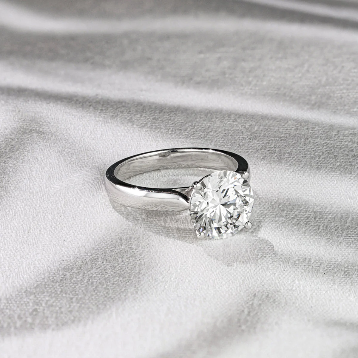 Elysia 3.00ct Lab Diamond Round Cut Engagement Ring in 18K White Gold G/VS1 - Image 6