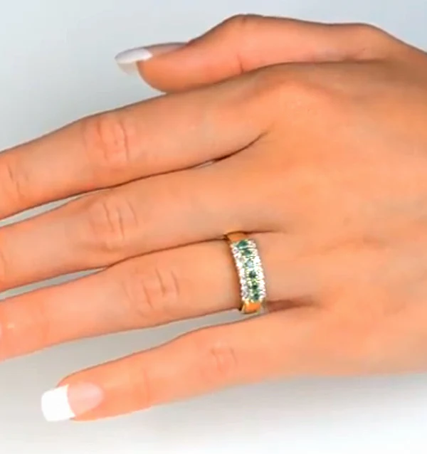 Emerald 0.38ct And Diamond 9K Gold Ring - Image 4