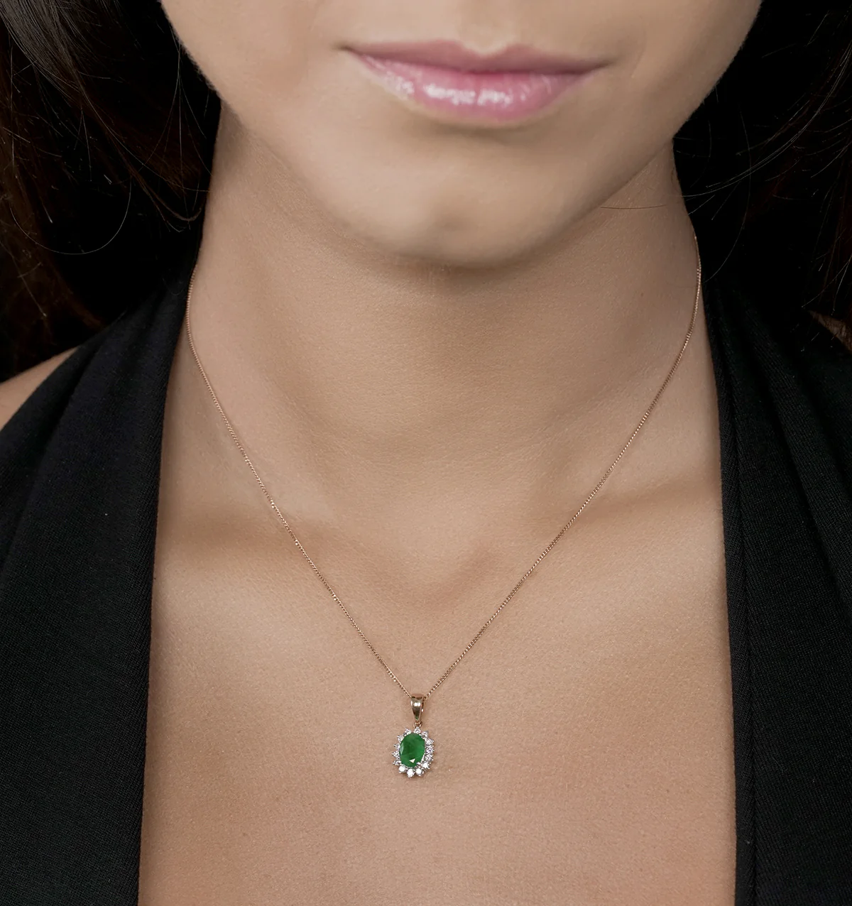 Emerald 0.80CT And Diamond 18K Yellow Gold Pendant Necklace - Image 2