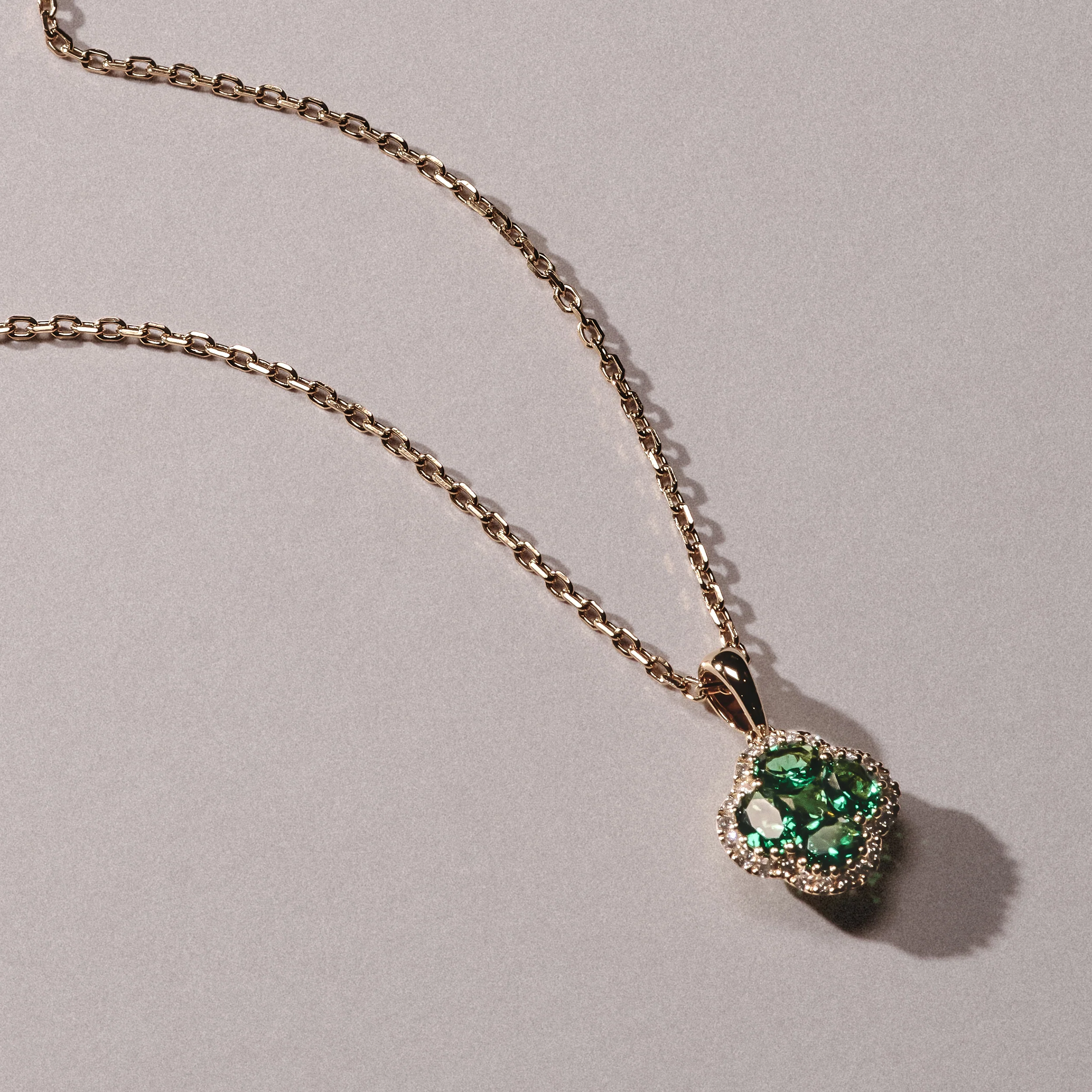 Alegria 1.04ct Emerald and Lab Diamond Pendant Necklace in 9K Yellow Gold - Image 4