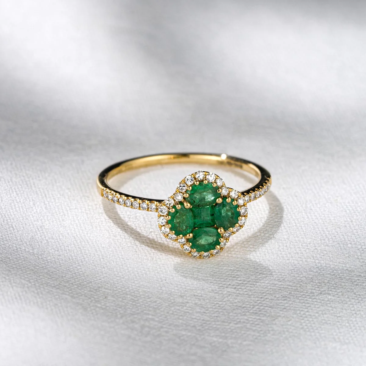 Alegria 1.06ct Emerald and Lab Diamond Ring in 9K Yellow Gold - Image 8