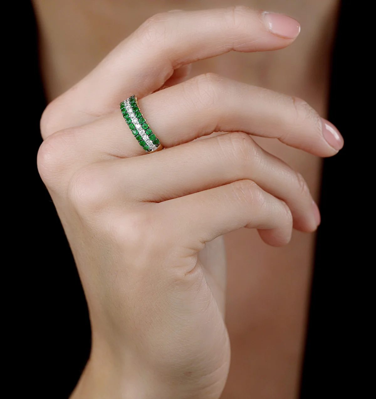 Emerald and Lab Diamond Triple Row Asteria Eternity Ring in 9K Gold - Image 2