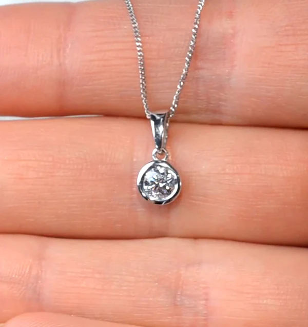 Emily Platinum Diamond Pendant Necklace 0.33CT H/SI - Image 4