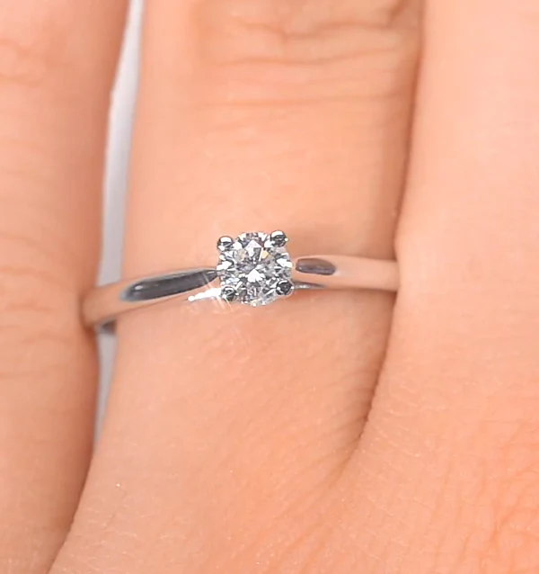 Engagement Ring Elysia 0.25ct Lab Diamond H/Si in 18K White Gold - Image 4