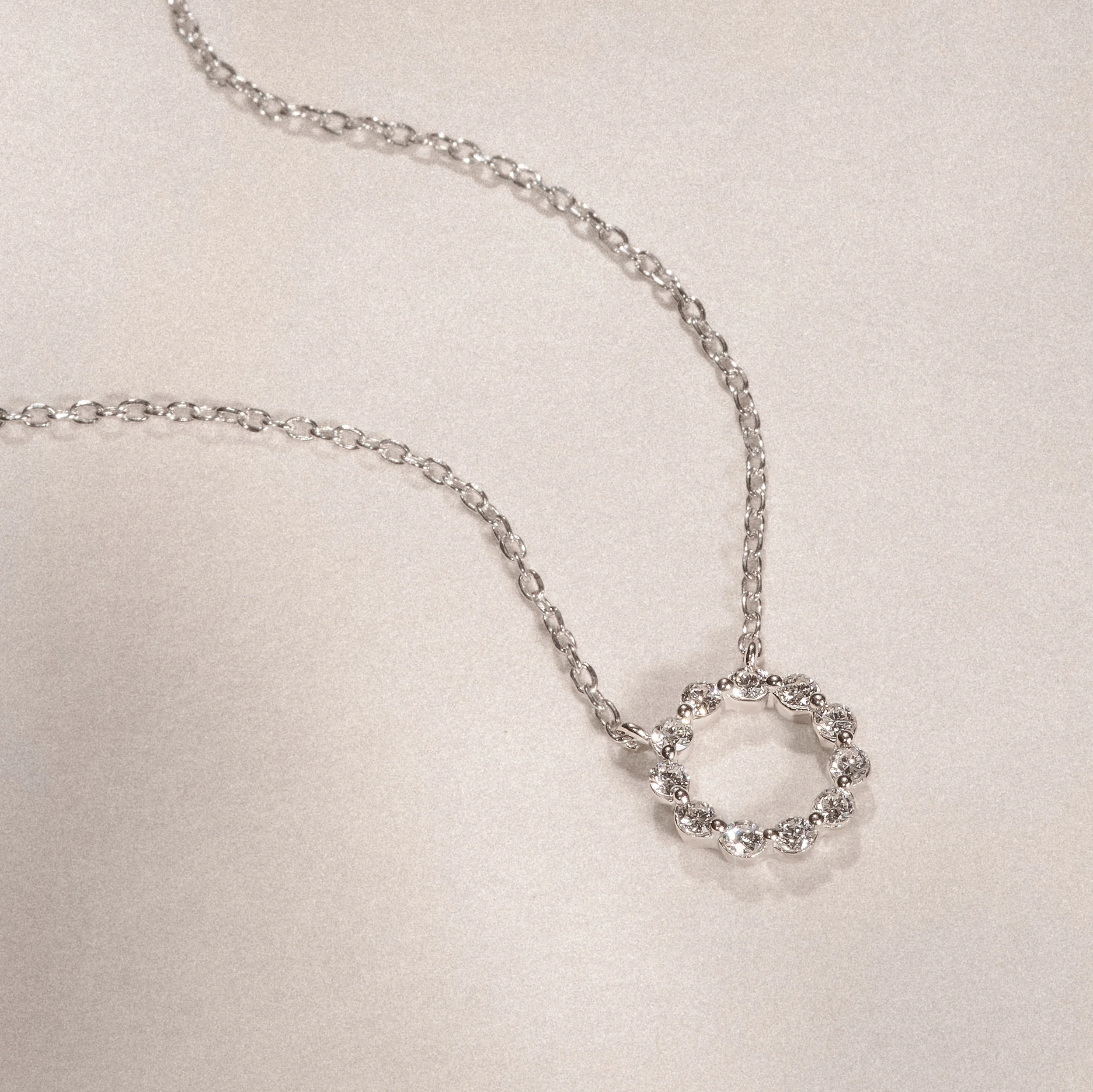 Lab Diamond Eternal Glow Circle Necklace 0.25ct in 925 Silver - Image 10