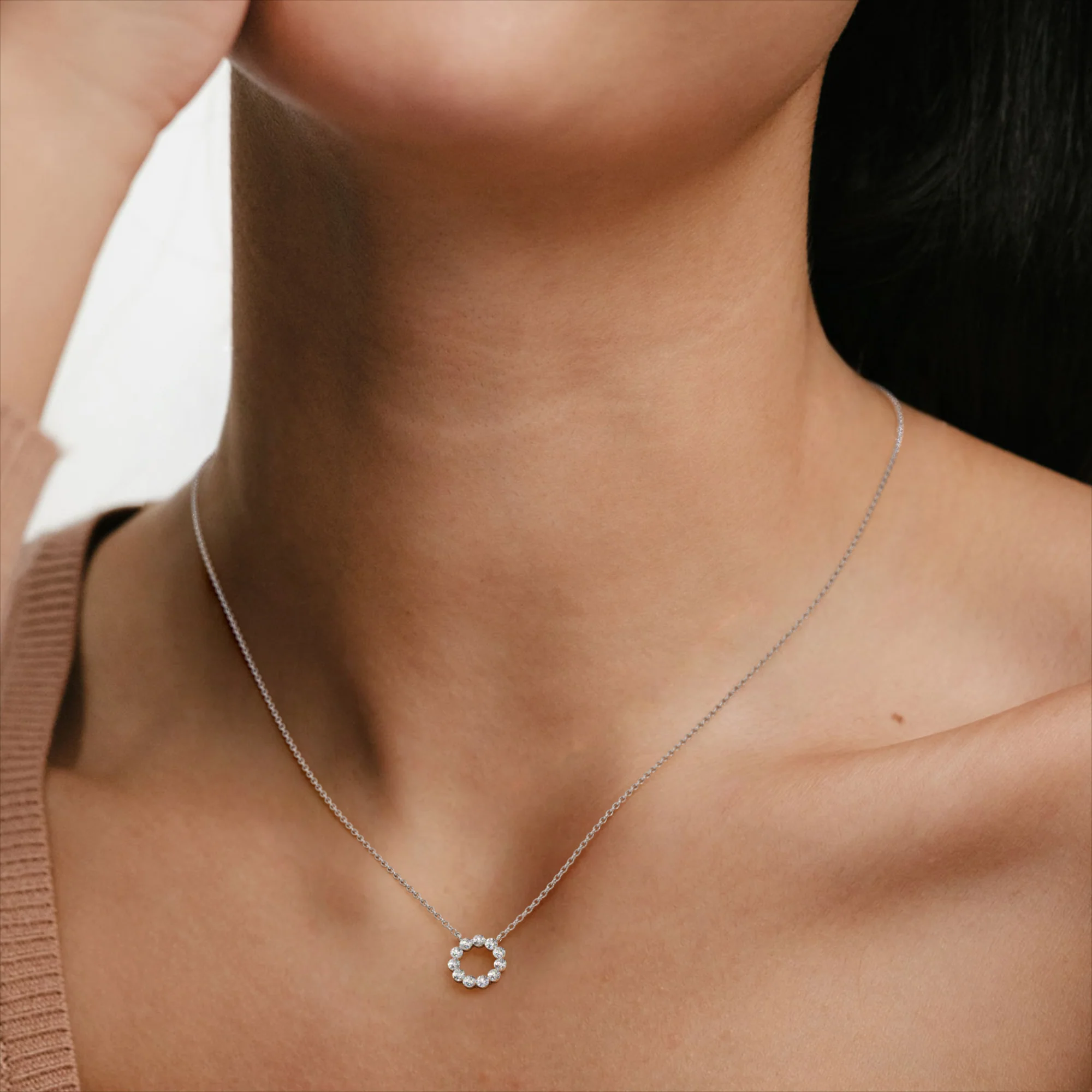 Lab Diamond Eternal Glow Circle Necklace 0.25ct in 925 Silver - Image 6