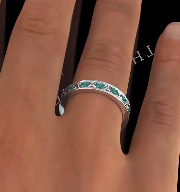 Eternity Ring Lauren Diamonds G/VS and Emerald 2.20CT - Platinum - Image 4