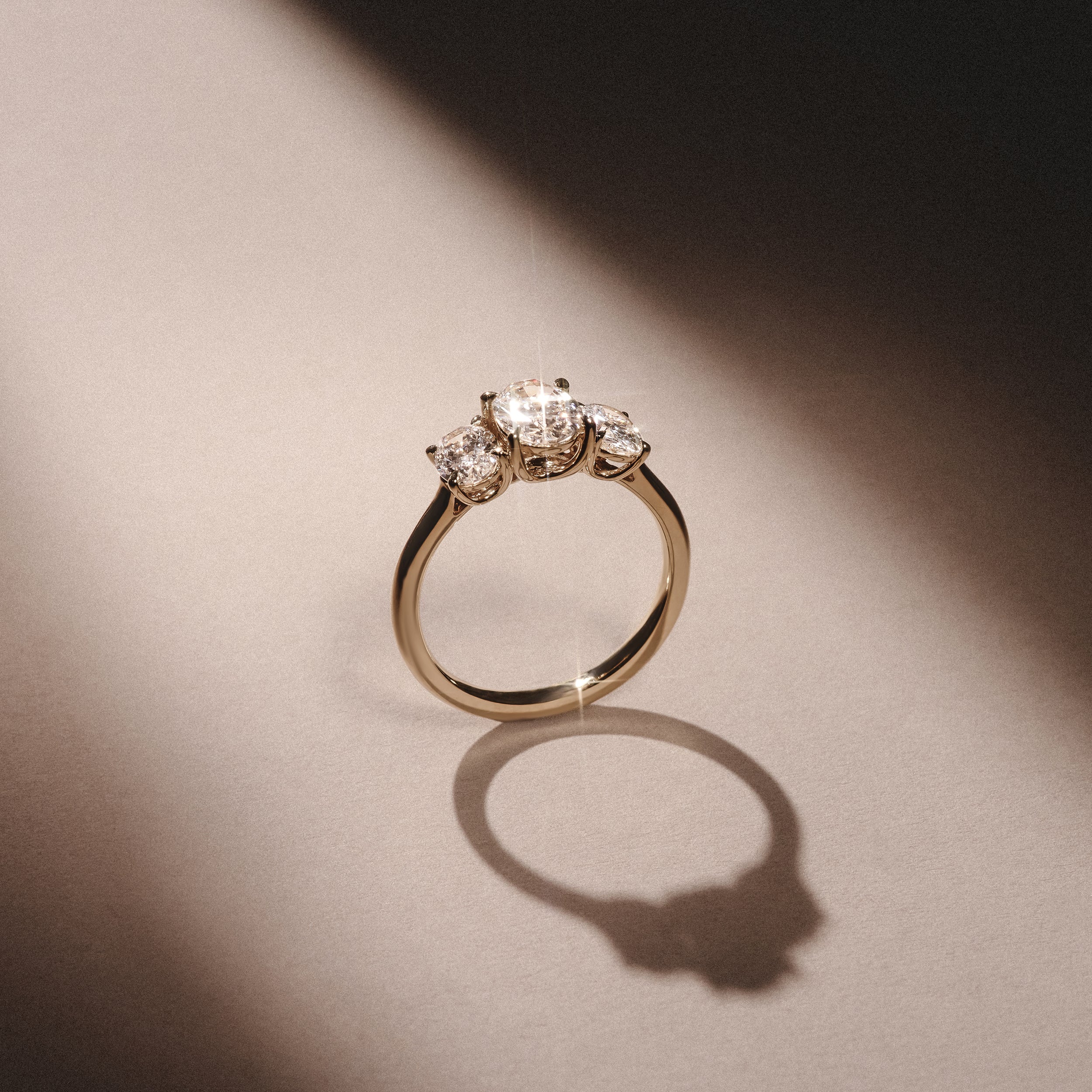 Ever 2.00ct Oval Cut Lab Diamond 3 Stone Engagement Ring in 18K Yellow Gold - Image 8