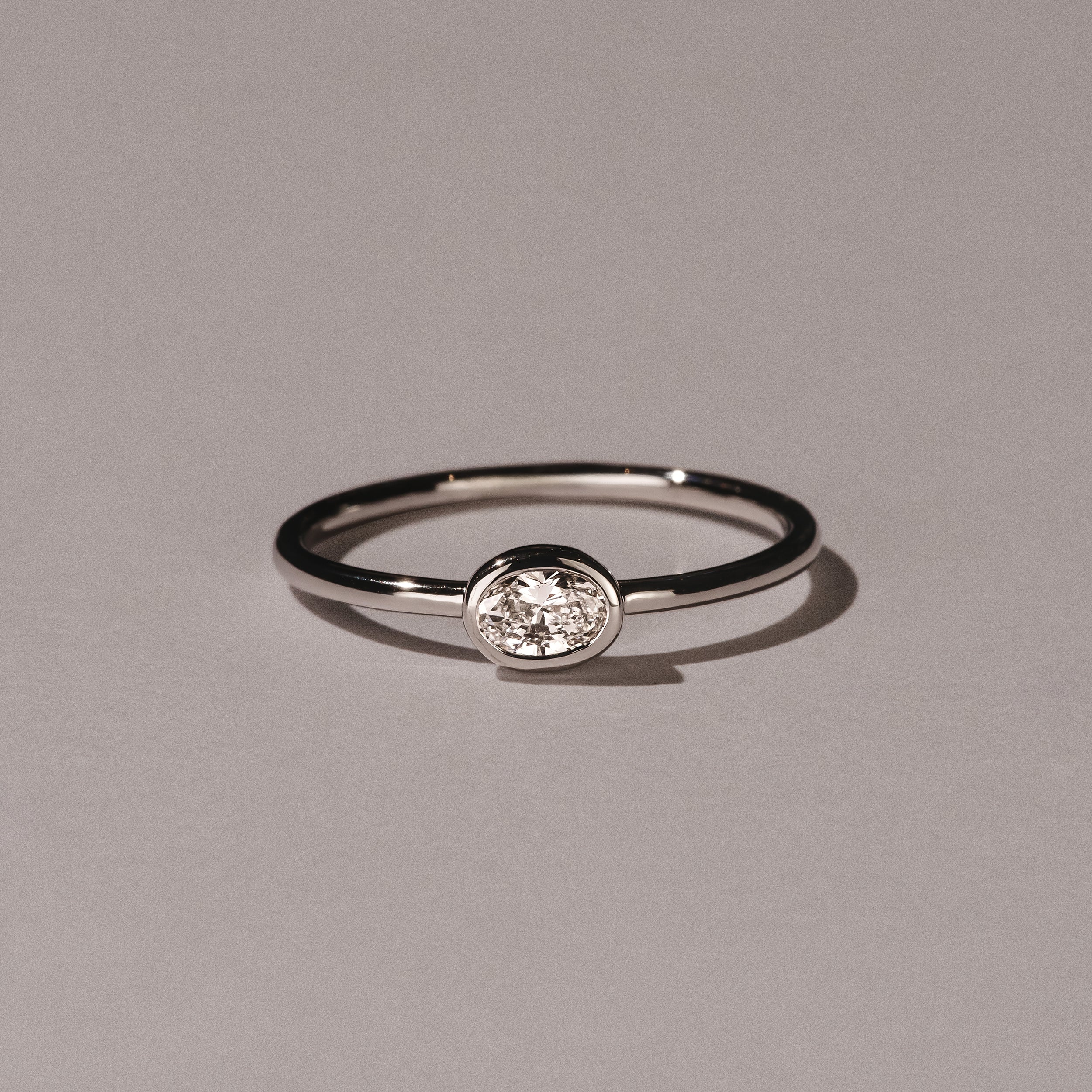 Horizon Oval Cut Lab Diamond Solitaire Ring 0.25ct H/SI in 925 Silver - Image 6