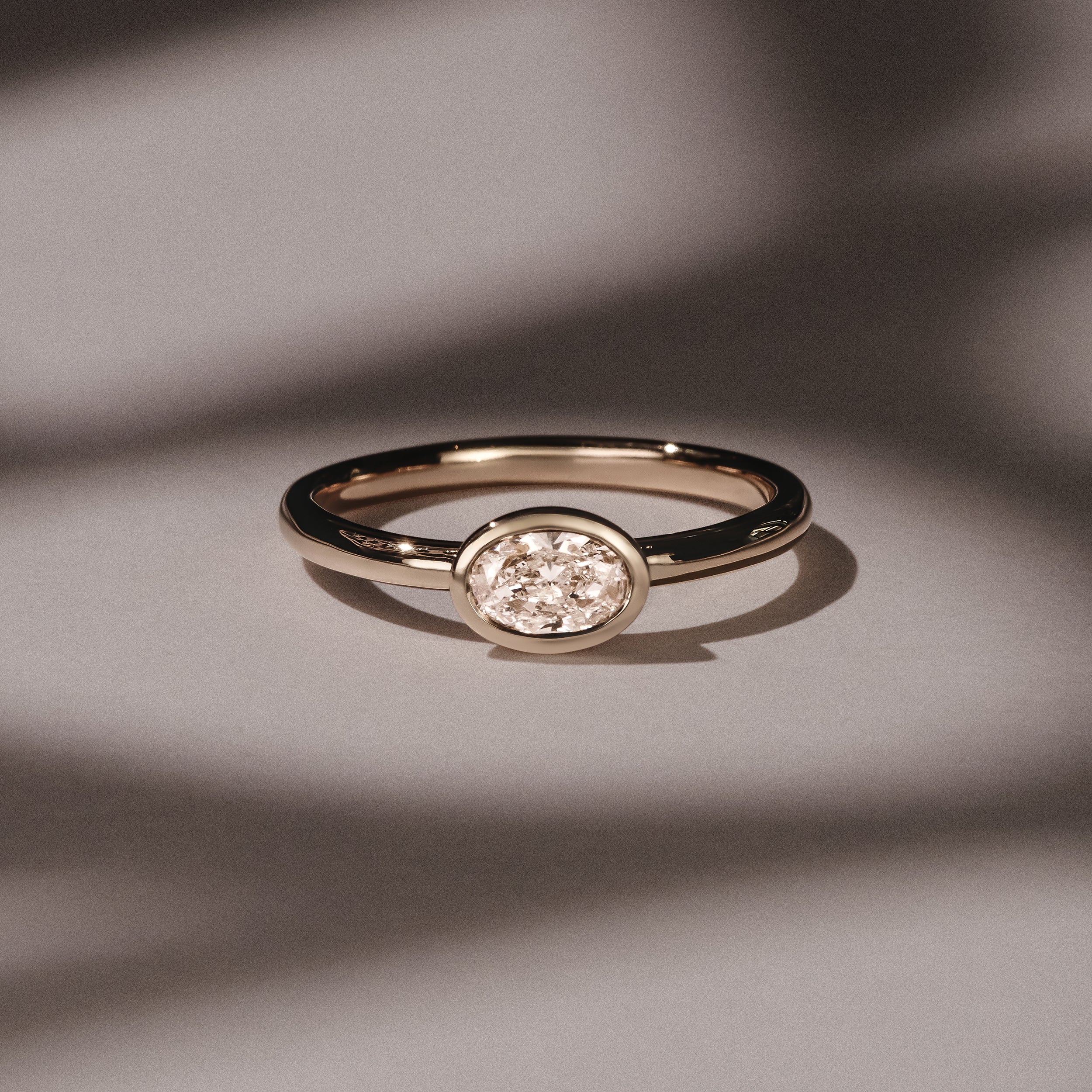 Horizon Oval Cut Lab Diamond Solitaire Ring 0.50ct H/SI in 9K Gold - Image 7