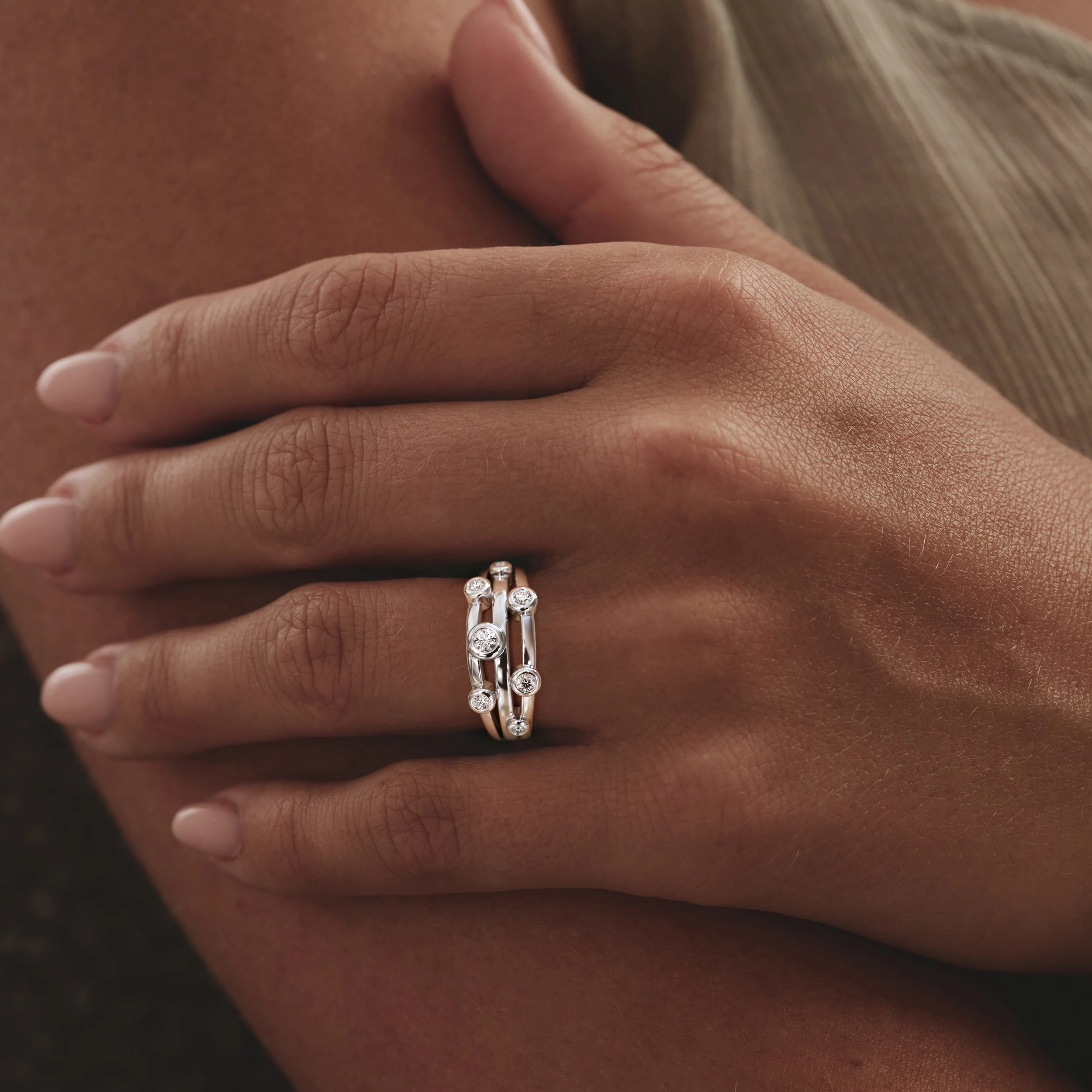 Lab Diamond Rain Drop Ring 0.50ct in 925 Silver - Image 2