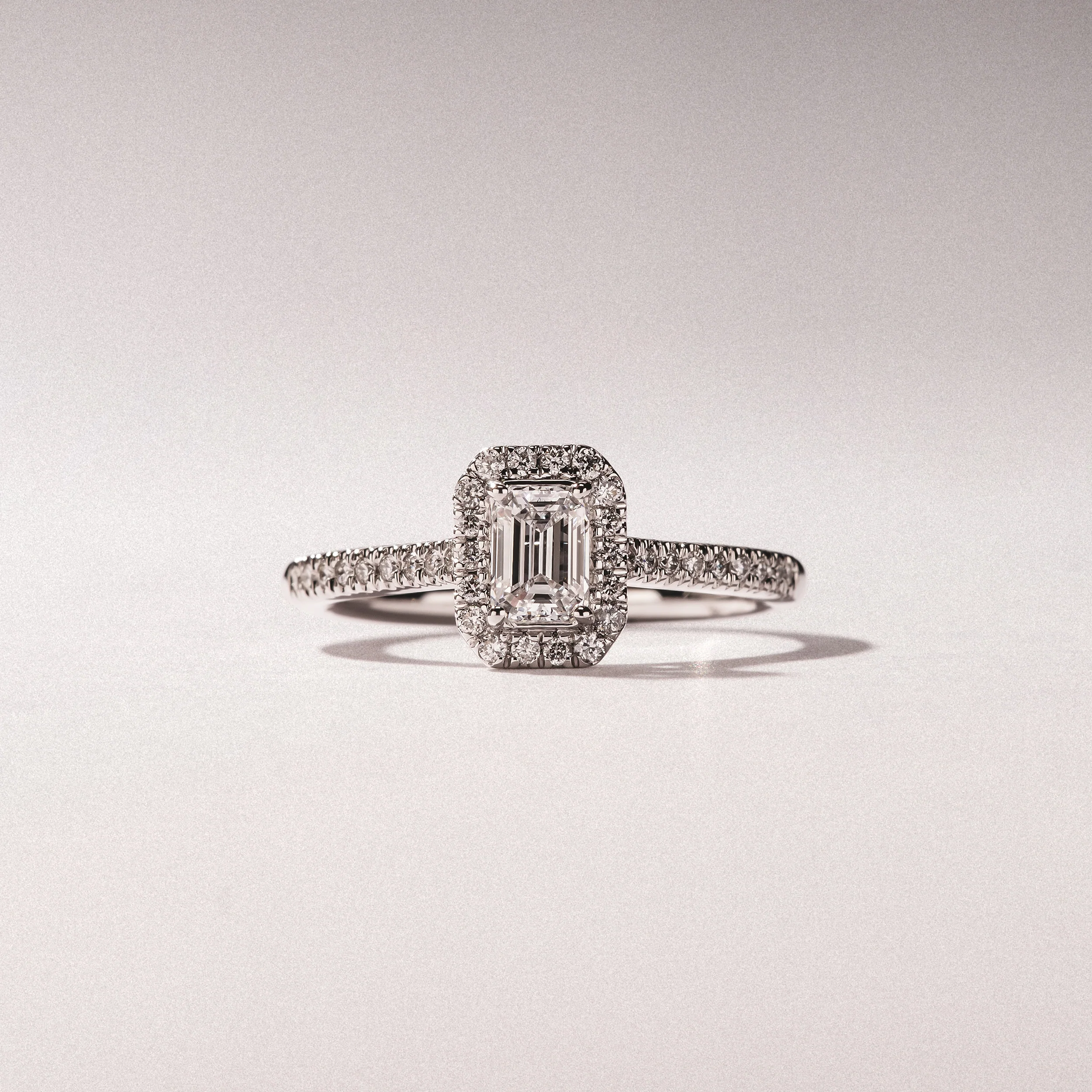 Lumia Cut Emerald Cut Lab Diamond Halo Ring 0.70ct F/VS in 9K Gold - Image 6