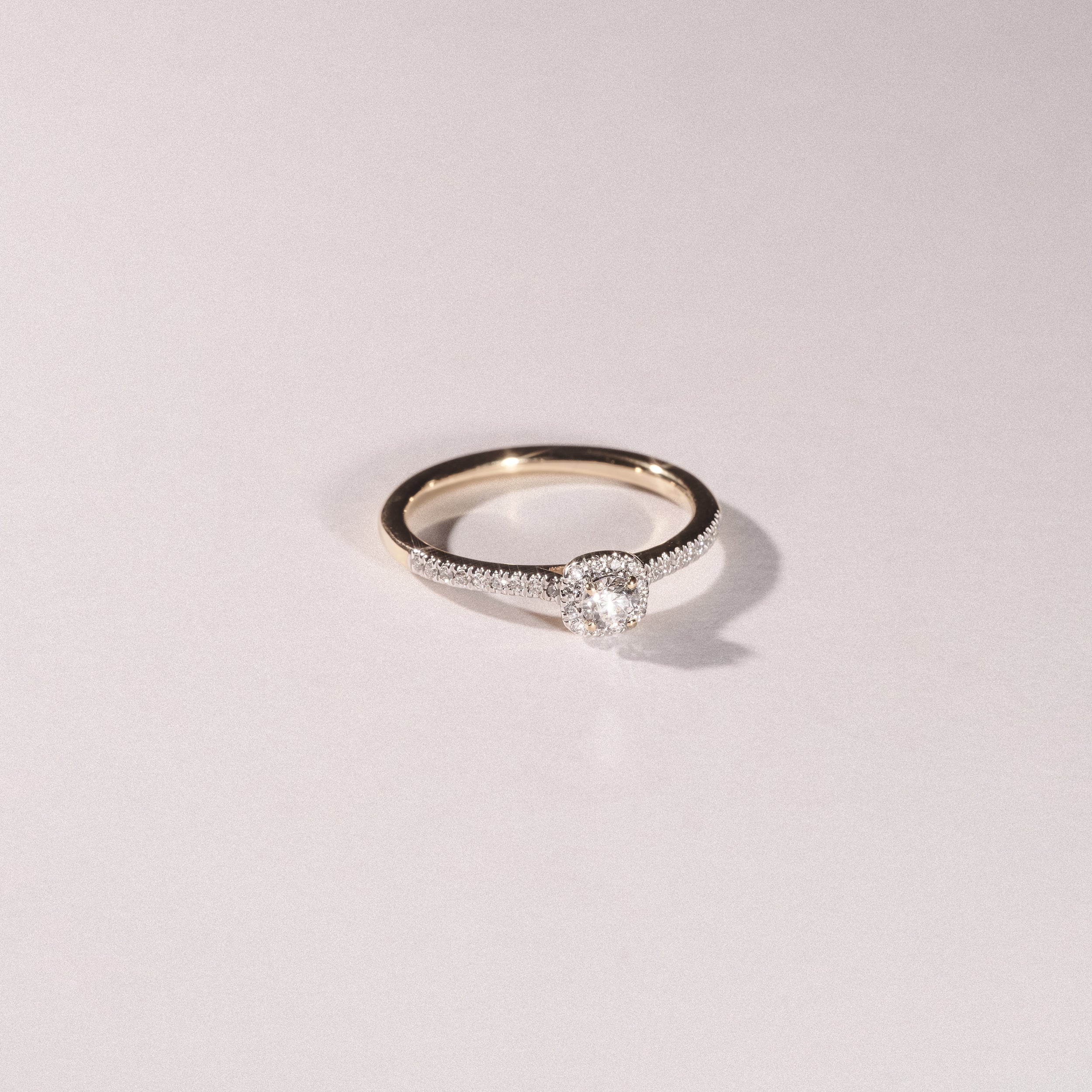 Lumia Round Cut Lab Diamond Halo Ring 0.33ct F/VS in 18K Gold Vermeil - Image 7