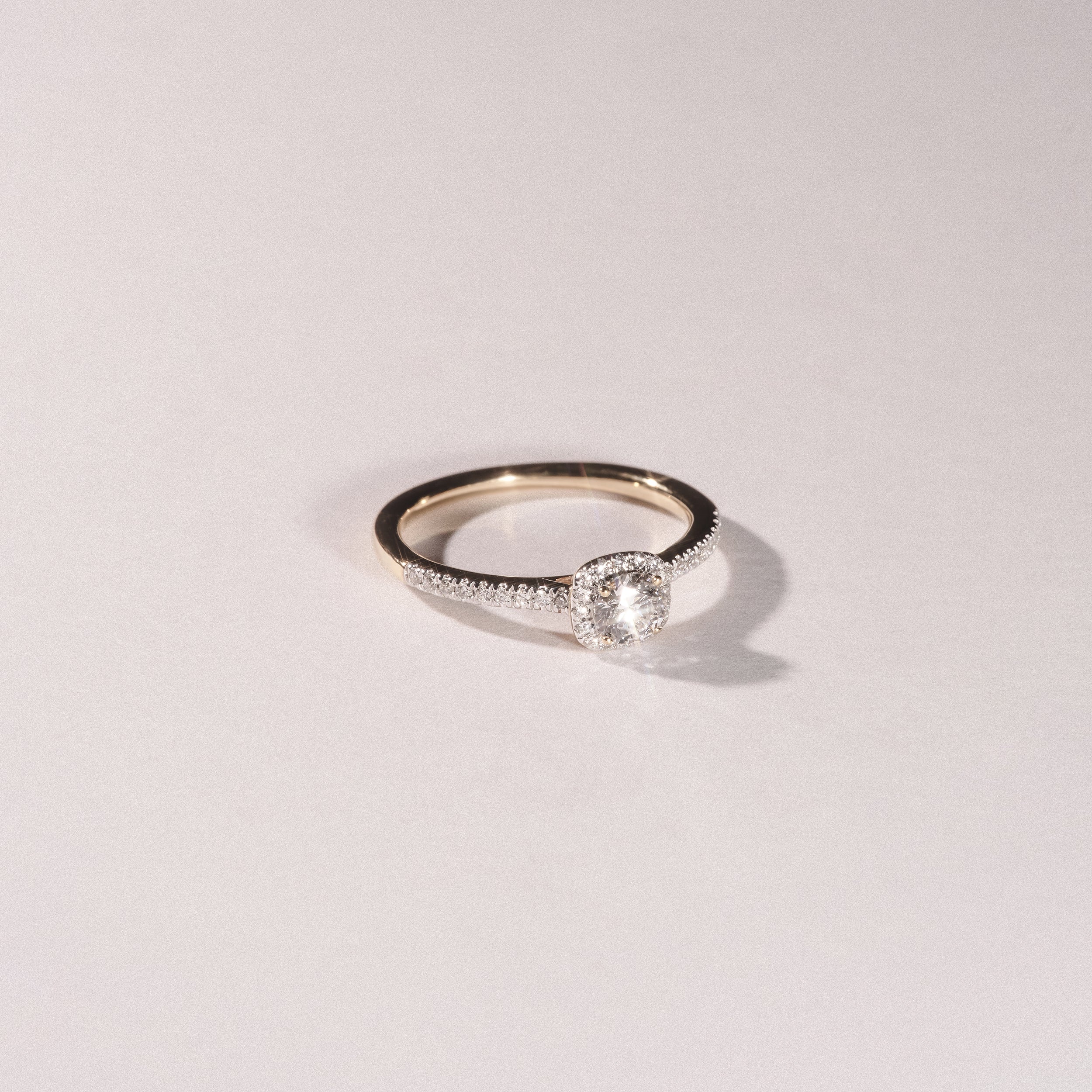 Lumia Round Cut Lab Diamond Halo Ring 0.50ct F/VS in 18K Gold Vermeil - Image 7