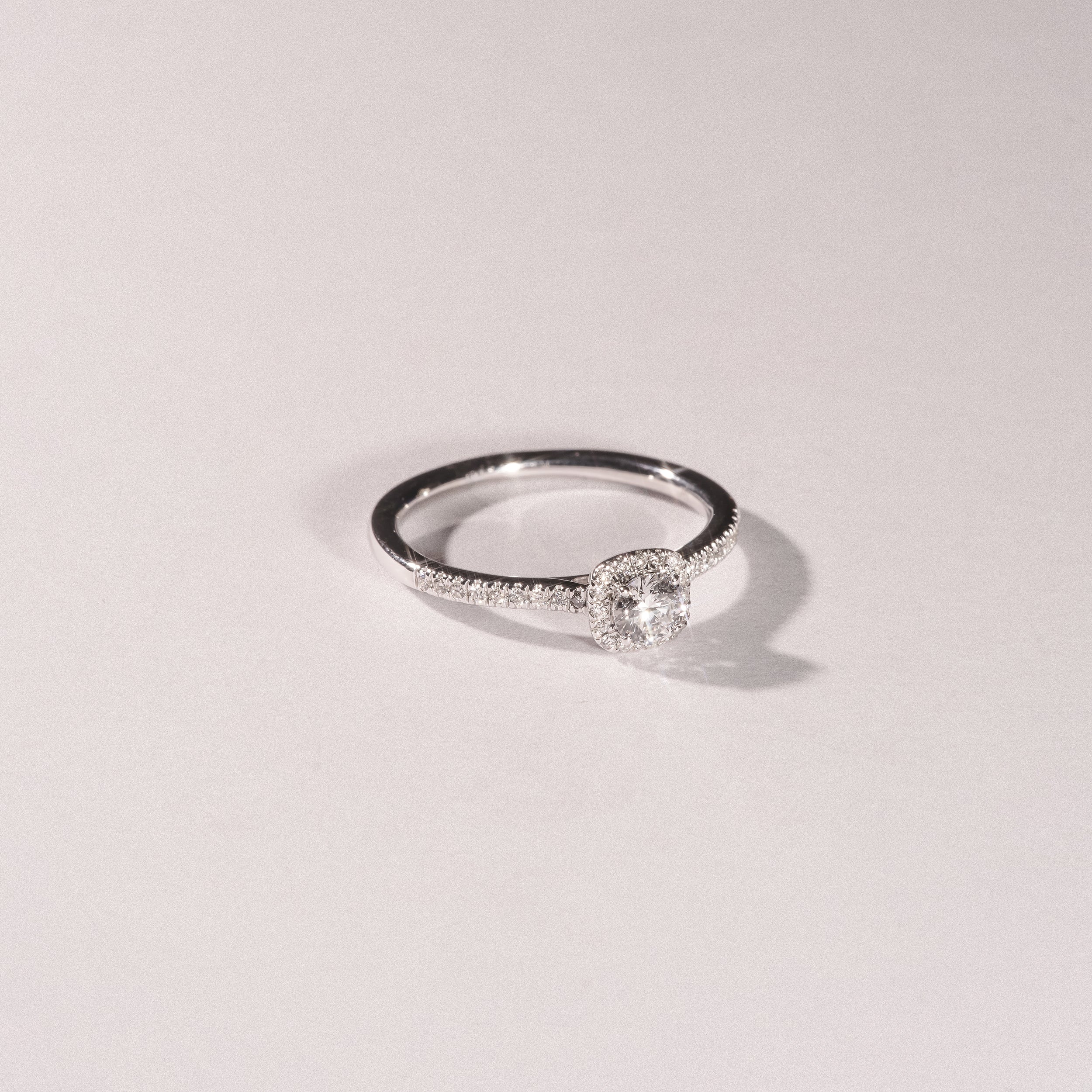 Lumia Round Cut Lab Diamond Halo Ring 0.50ct F/VS in 925 Silver - Image 6