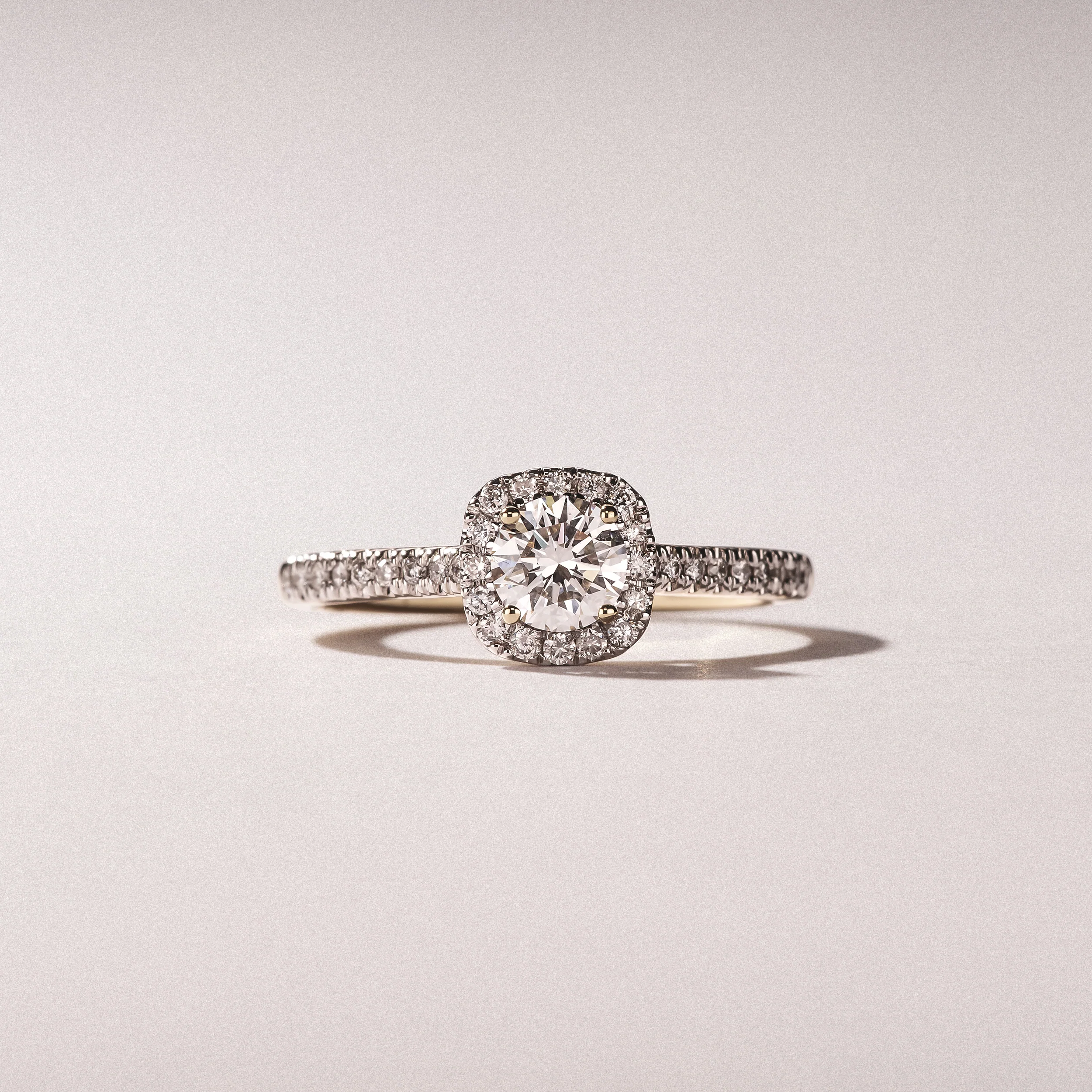 Lumia Round Cut Lab Diamond Halo Ring 0.70ct F/VS in 9K Gold - Image 6